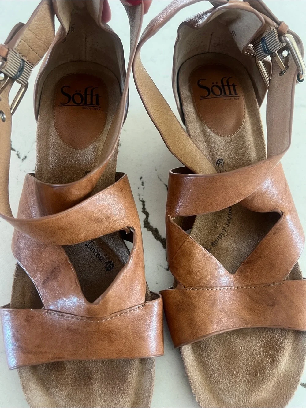 Sofft Vera Luggage Oyster Leather Crisscross Wedge Sandals. Size 8. Very cute!